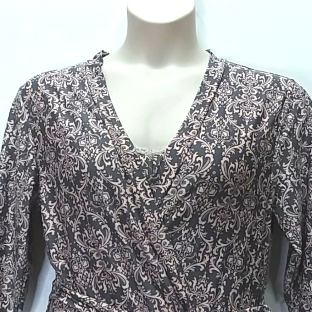 Rene' Rofe' Sleepwear Nightgown and Robe Set - Picture 2 of 11